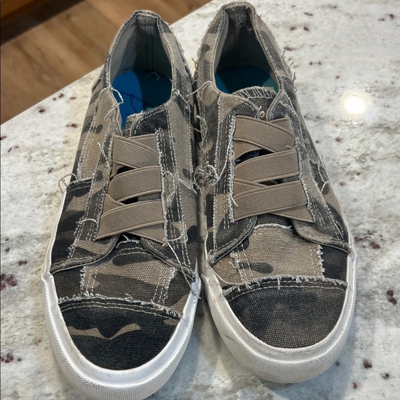 Blowfish Camouflage Slip-On Sneakers - Picture 1 of 4